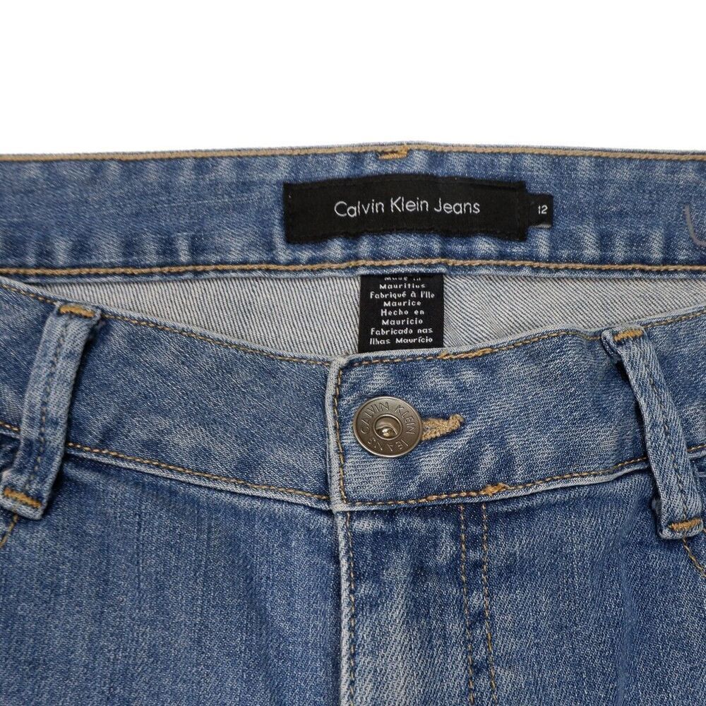 Calvin Klein Jeans Ultimate Bootcut Womens Size 12 Blue Denim Measures 33 x 28 - Picture 11 of 12